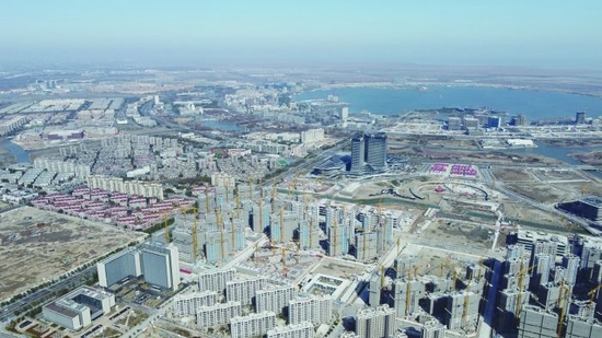 上海临港新片区一线调研：制造企业开足马力赶订单 “梦想之地”科创引擎动能澎湃