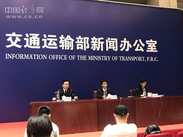 {賭馬}(2020年国内重大新闻十大热点事件)